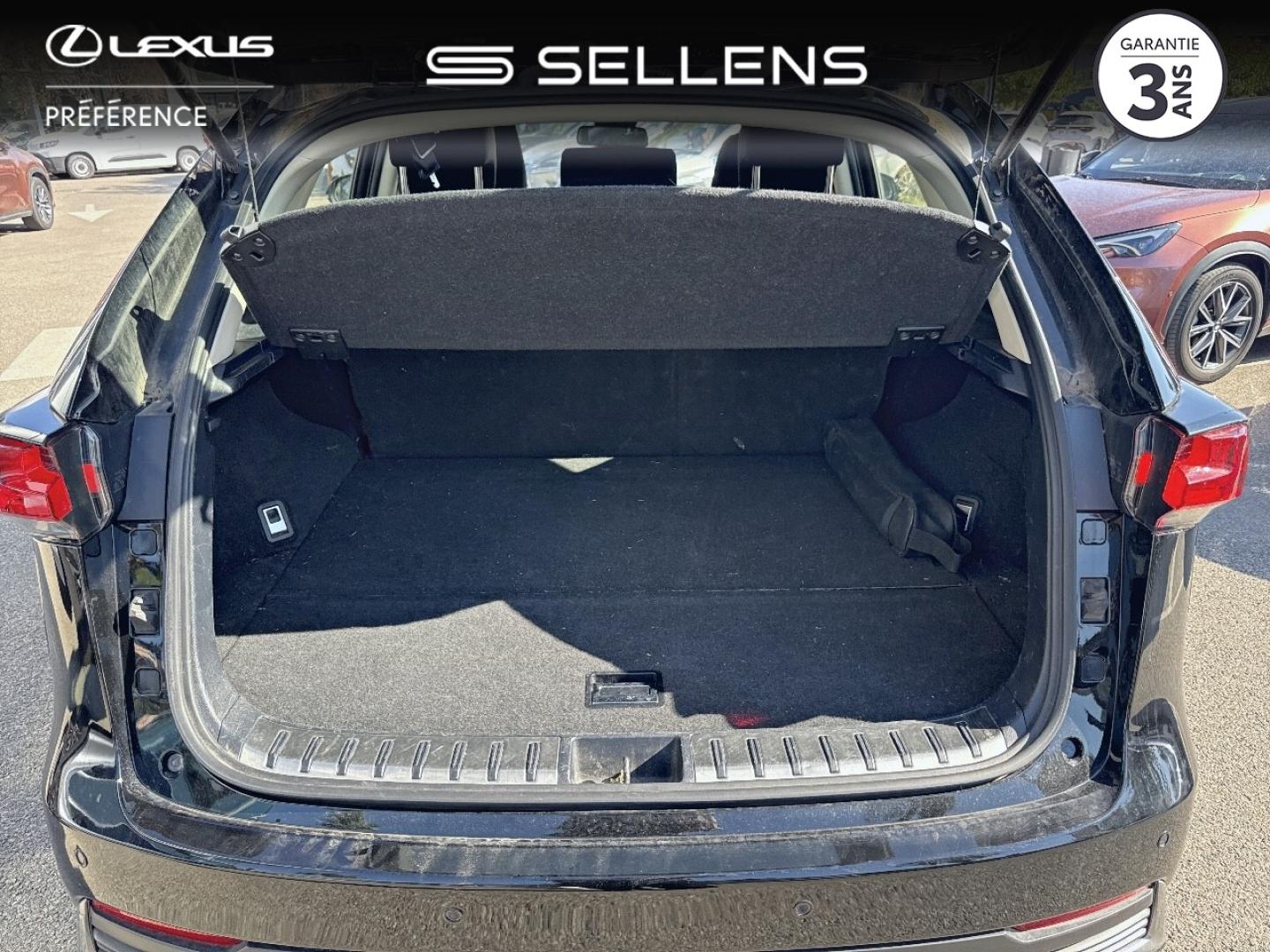 LEXUS NX 300h 2WD Pack MY20 - photo 10