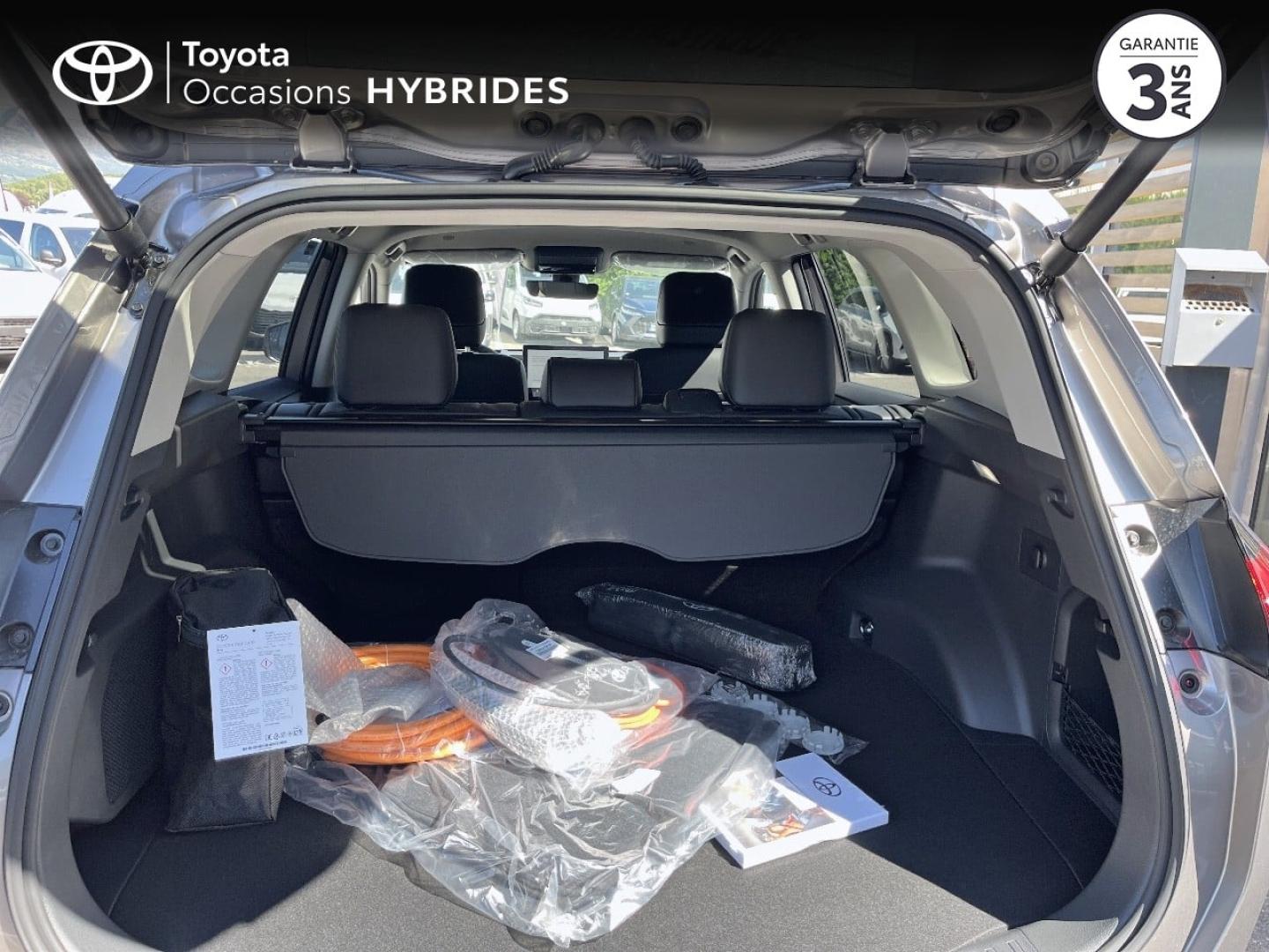 TOYOTA RAV4 2.5 Hybride Rechargeable 309ch Lounge AWD-i NG25 - photo 10