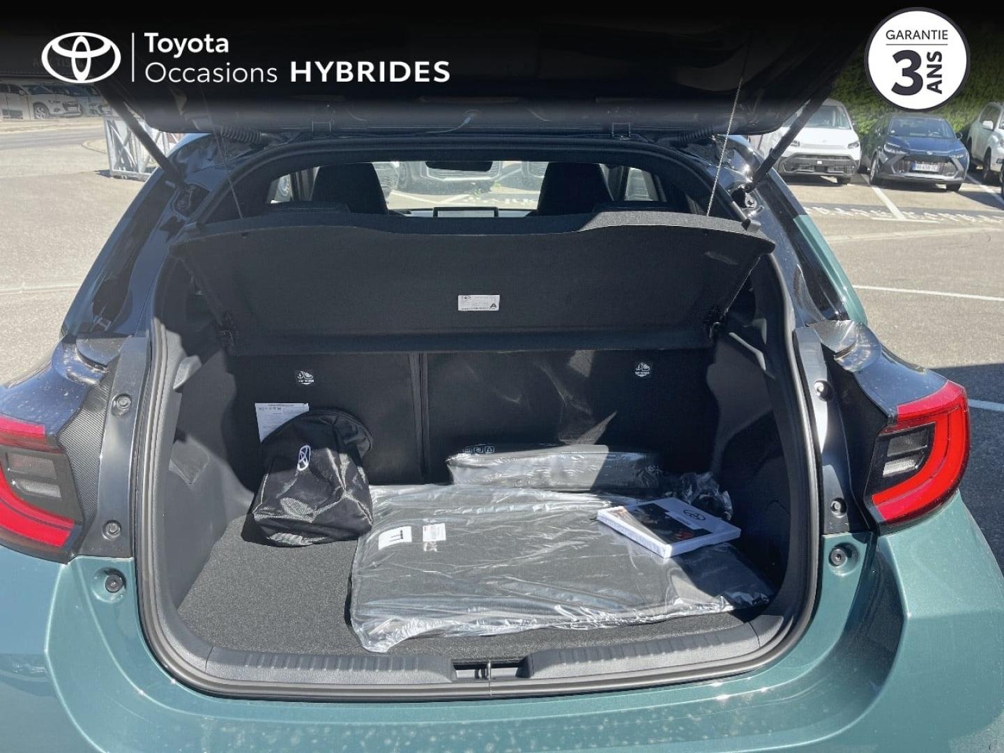 TOYOTA Yaris 130h Collection 5p MY26 - photo 10