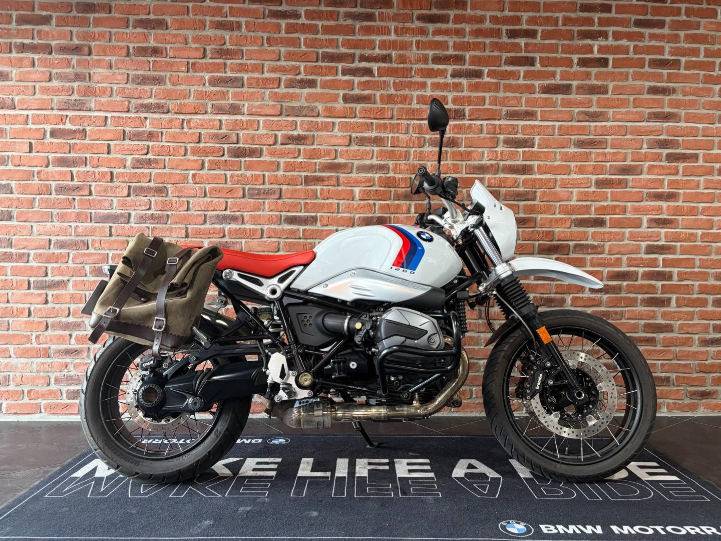 Photo BMW R R 1200 NineT Urban G/S