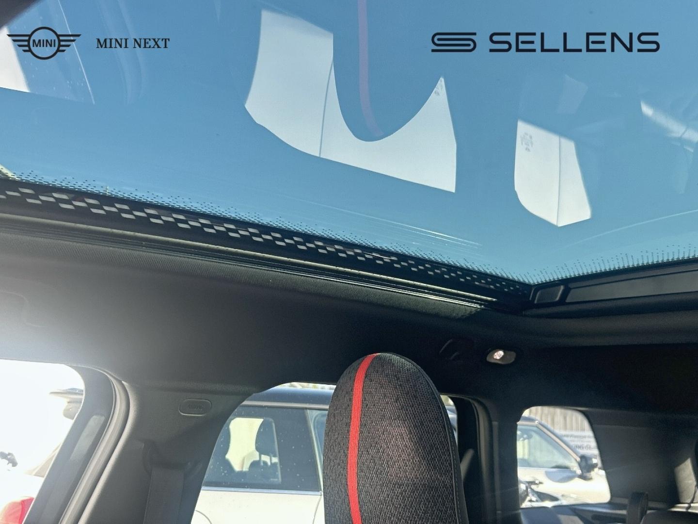 MINI Aceman JCW E 258ch JCW - photo 7