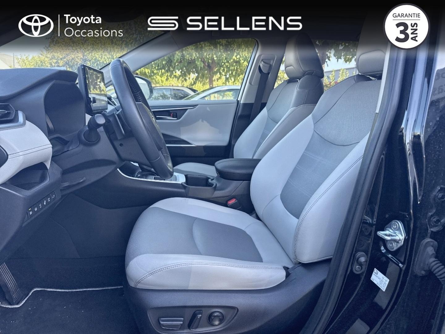 TOYOTA RAV4 2.5 Hybride 218ch Lounge 2WD MY24 - photo 11