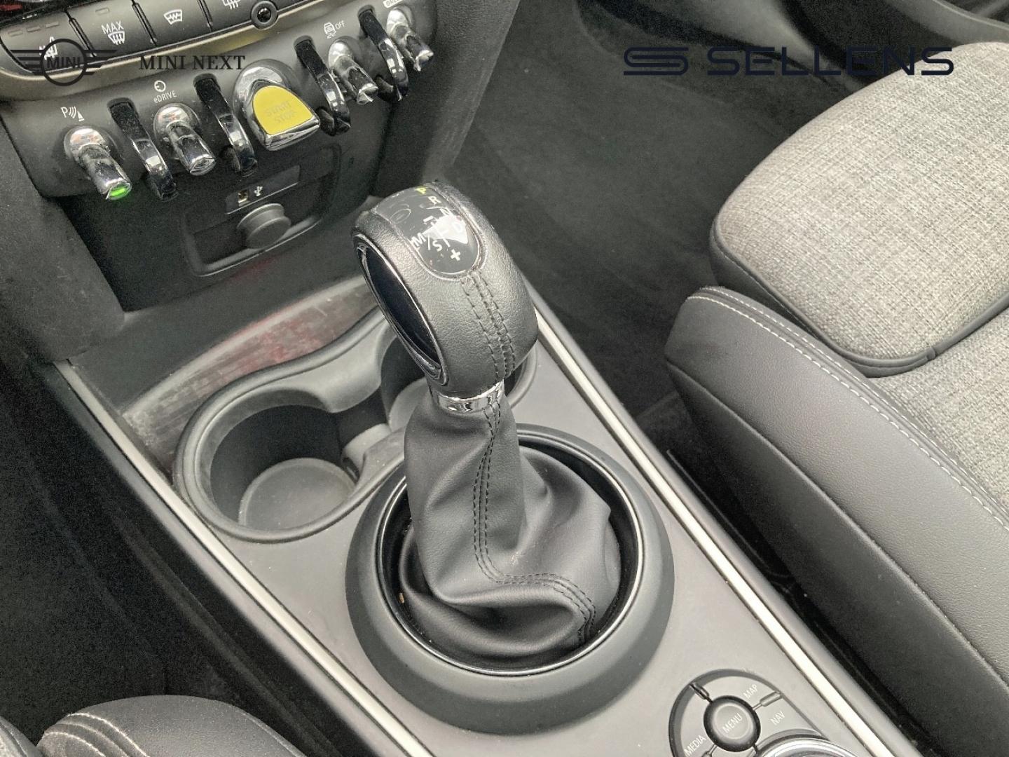 MINI Countryman Cooper SE 125ch + 95ch Edition Premium Plus ALL4 BVA6 - photo 14