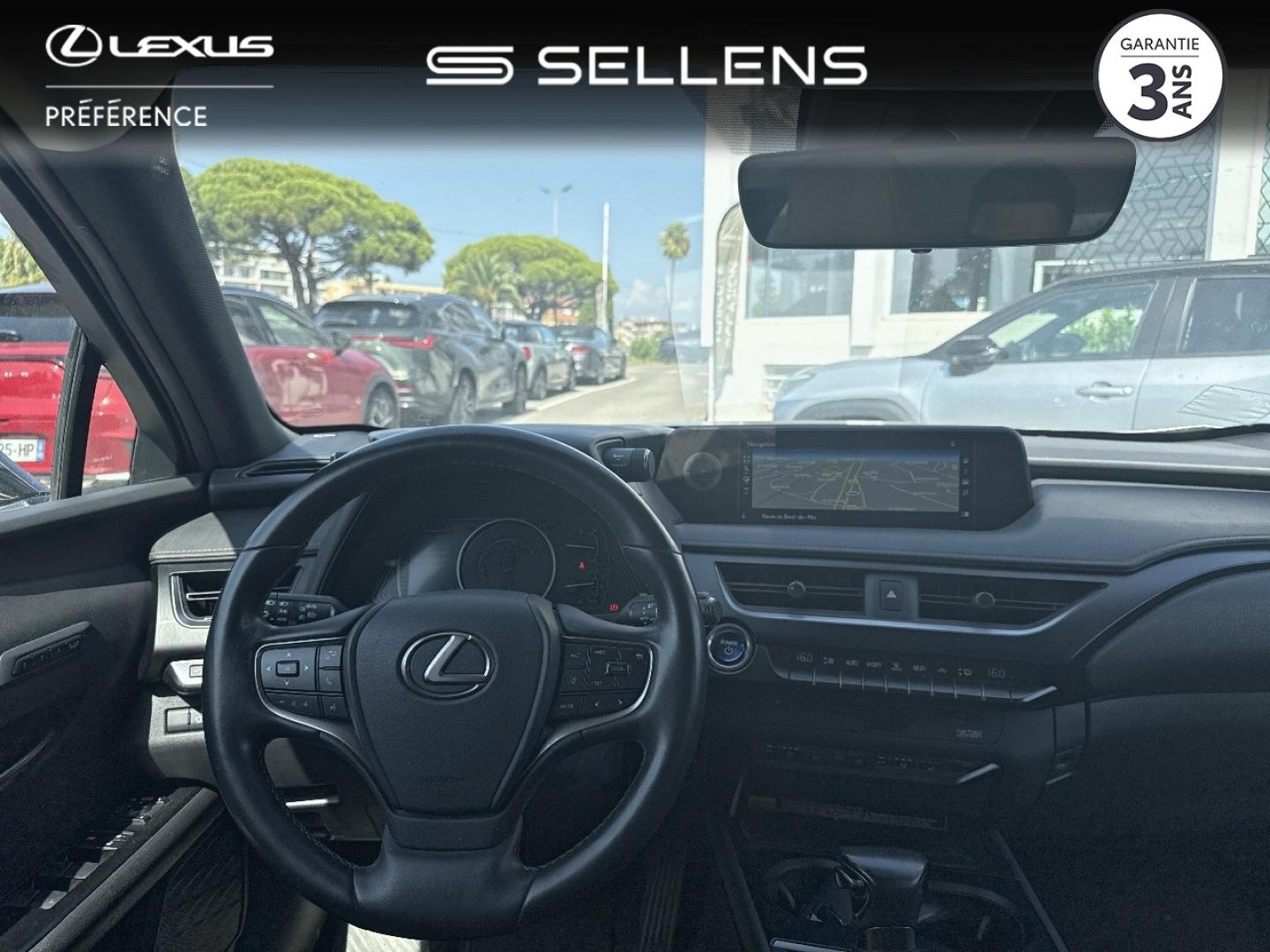 LEXUS UX 250h 2WD Executive MY22 - photo 8