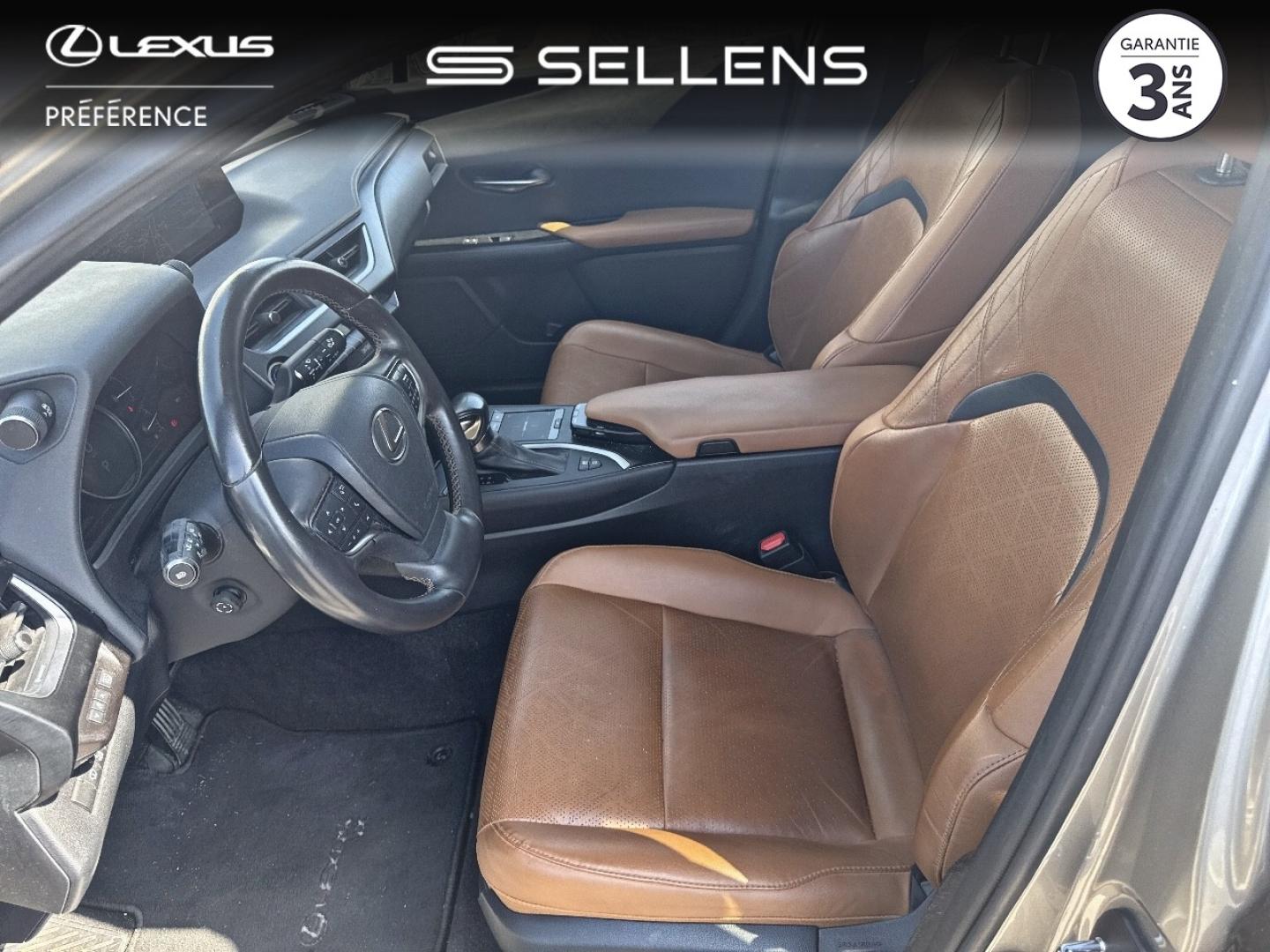 LEXUS UX 250h 2WD Executive MY22 - photo 11