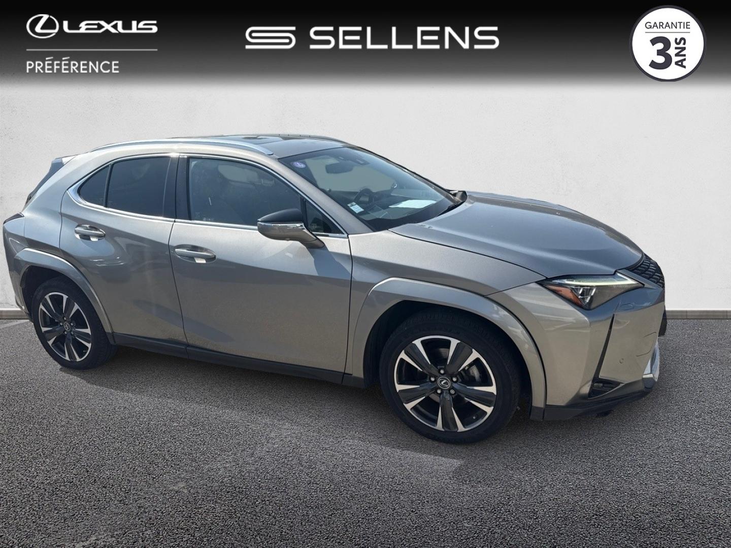 LEXUS UX 250h 2WD Executive MY22 - photo 19
