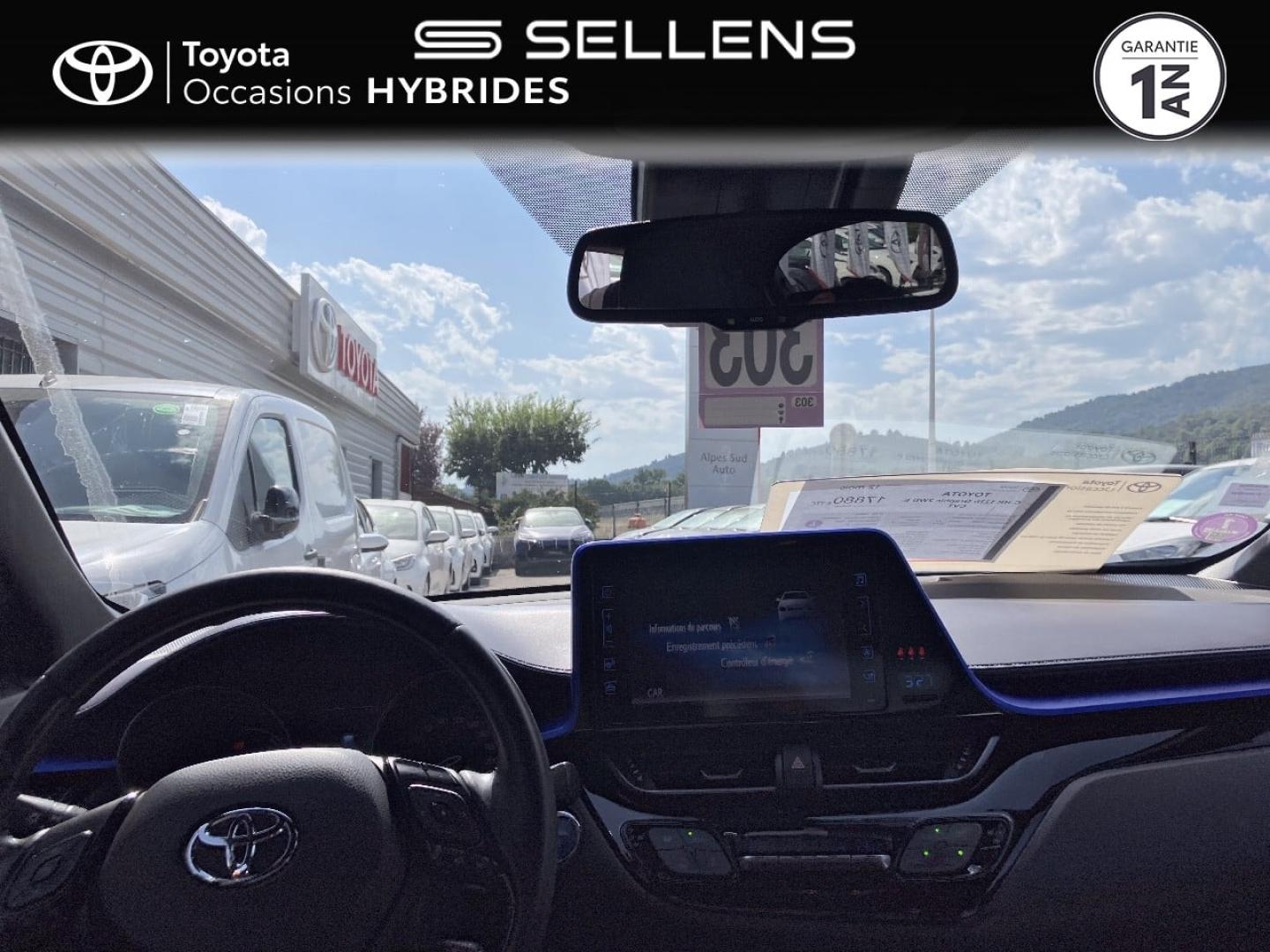 TOYOTA C-HR 122h Graphic 2WD E-CVT - photo 8