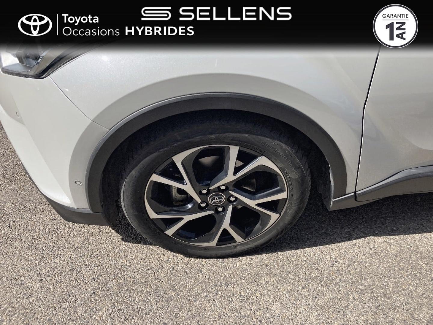 TOYOTA C-HR 122h Graphic 2WD E-CVT - photo 16