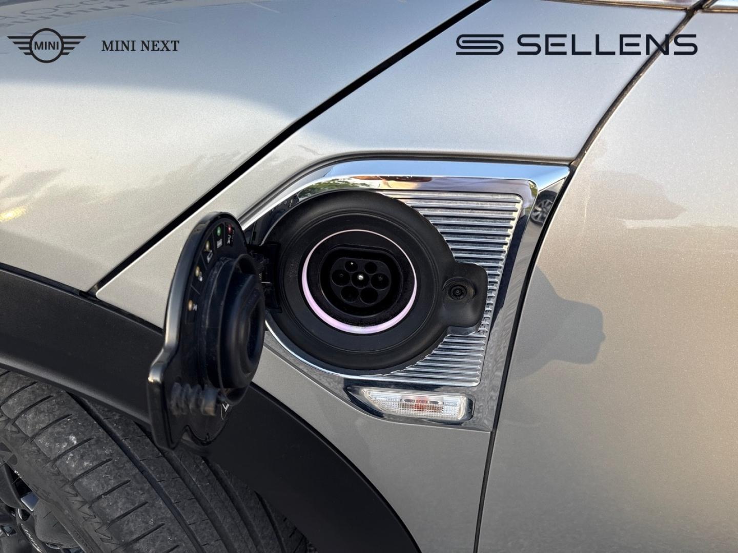 MINI Countryman Cooper SE 125ch + 95ch Edition Premium ALL4 BVA6 - photo 15