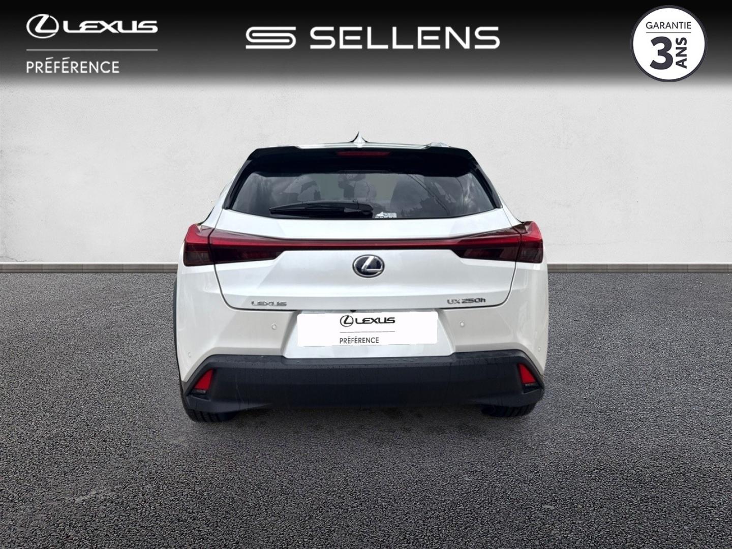 LEXUS UX 250h 2WD Executive MY20 - photo 4
