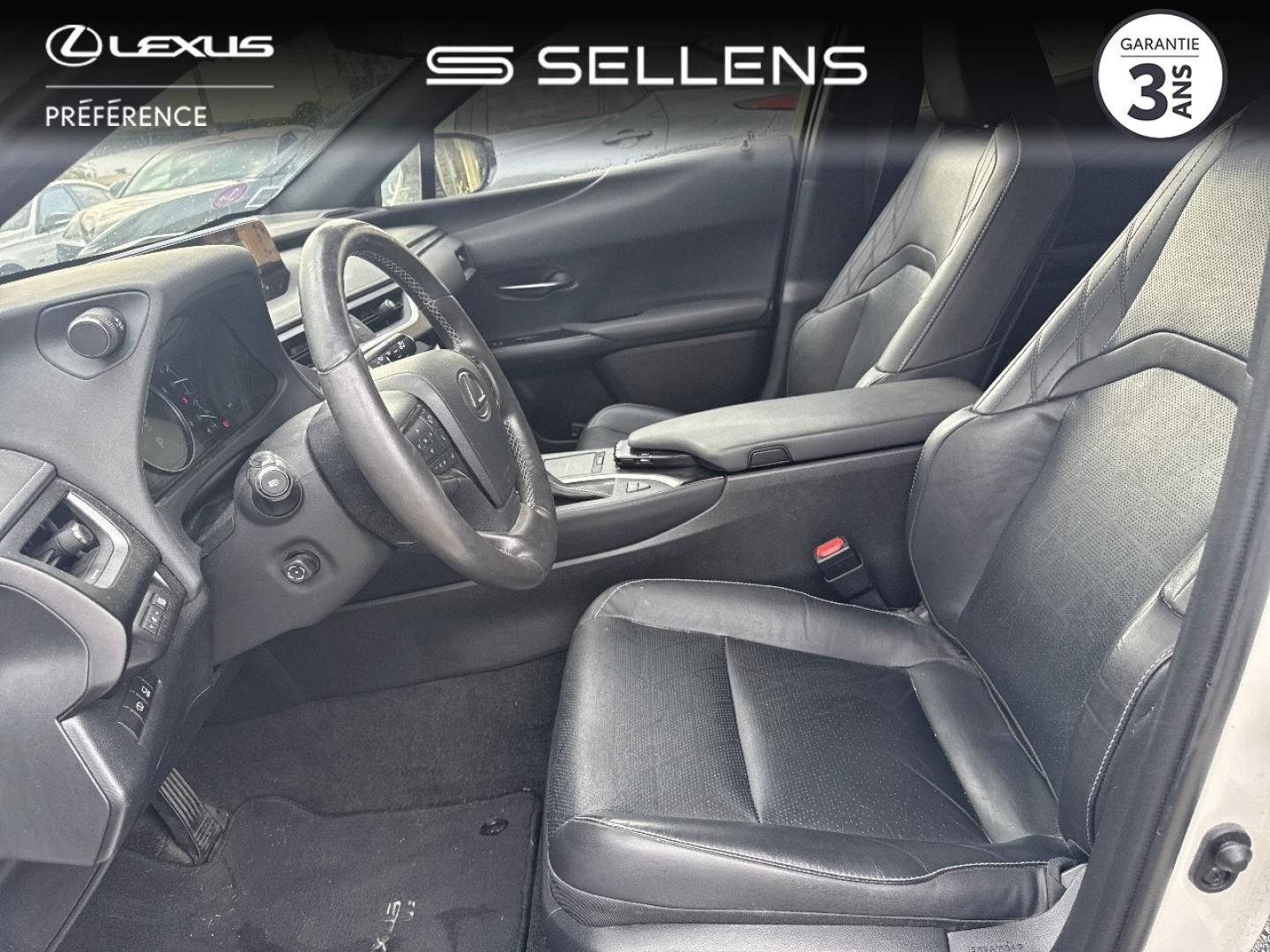 LEXUS UX 250h 2WD Executive MY20 - photo 11