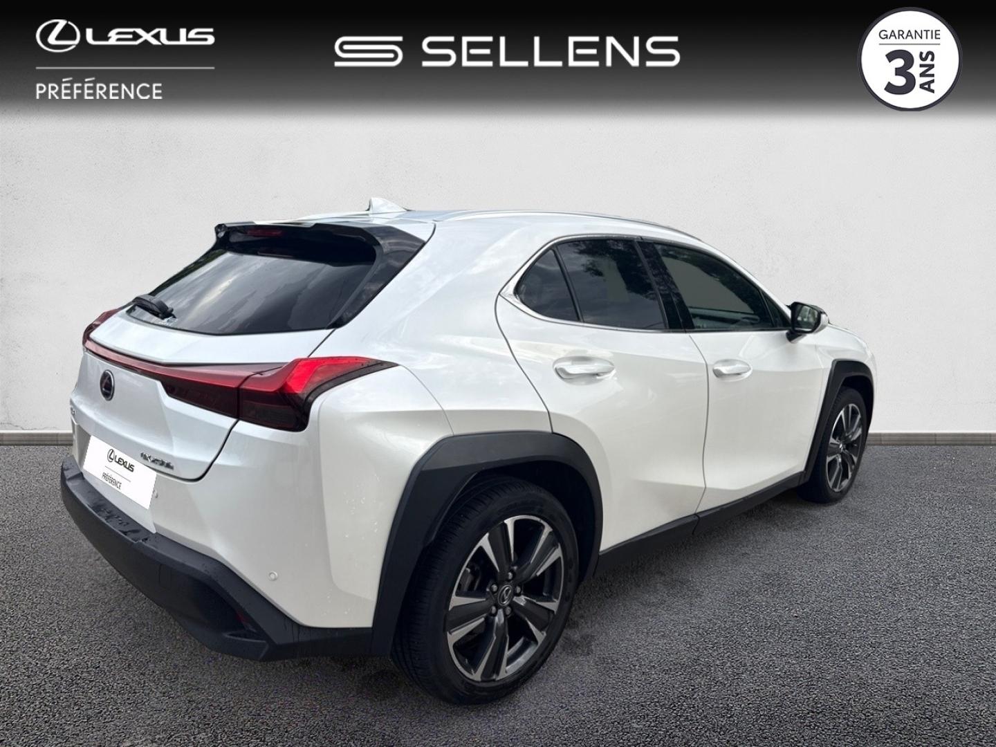 LEXUS UX 250h 2WD Executive MY20 - photo 18