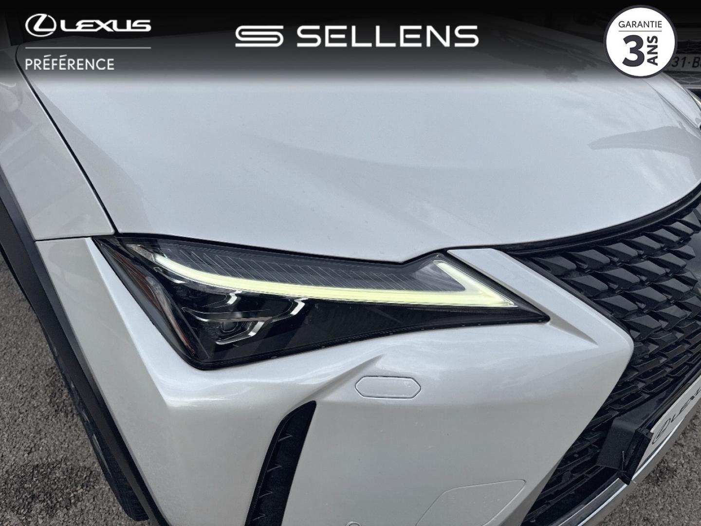 LEXUS UX 250h 2WD Executive MY20 - photo 20