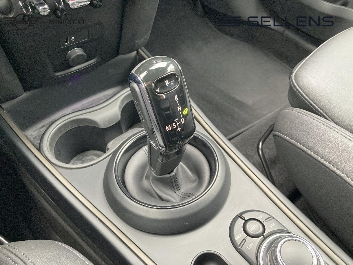 MINI Countryman Cooper 136ch  Highlands BVA7 - photo 14