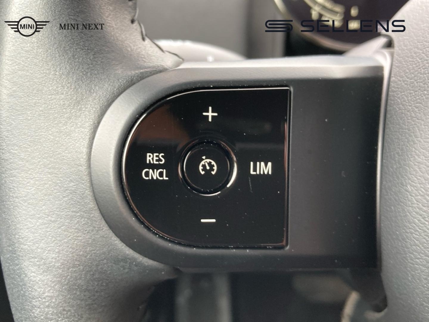 MINI Countryman Cooper 136ch  Highlands BVA7 - photo 17