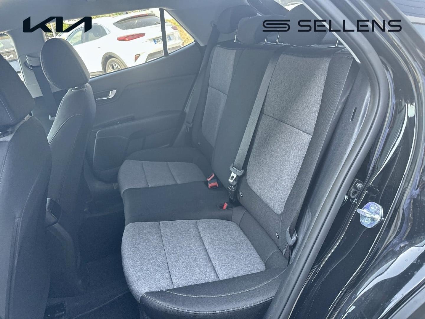 KIA Stonic 1.0 T-GDi 115ch MHEV Active DCT7 - photo 9
