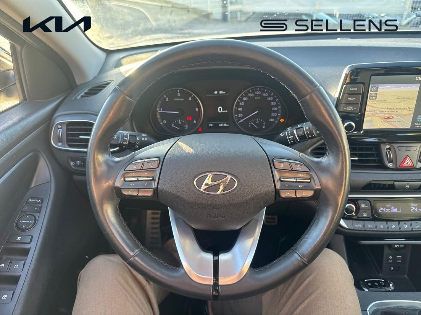 HYUNDAI i30 SW 1.6 CRDi 115ch Creative Euro6d-T - photo 9