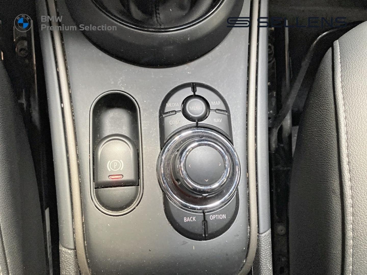MINI Countryman Cooper 136ch  Highlands BVA7 - photo 20