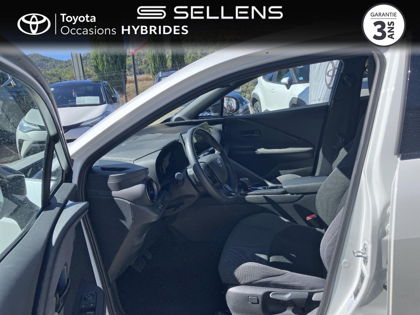 TOYOTA C-HR 2.0 Hybride 200ch Design Business NG23 - photo 11