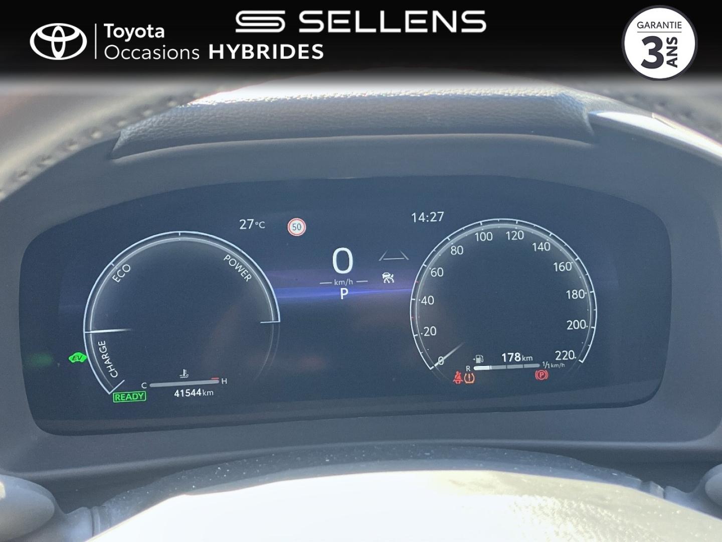 TOYOTA C-HR 2.0 Hybride 200ch Design Business NG23 - photo 14