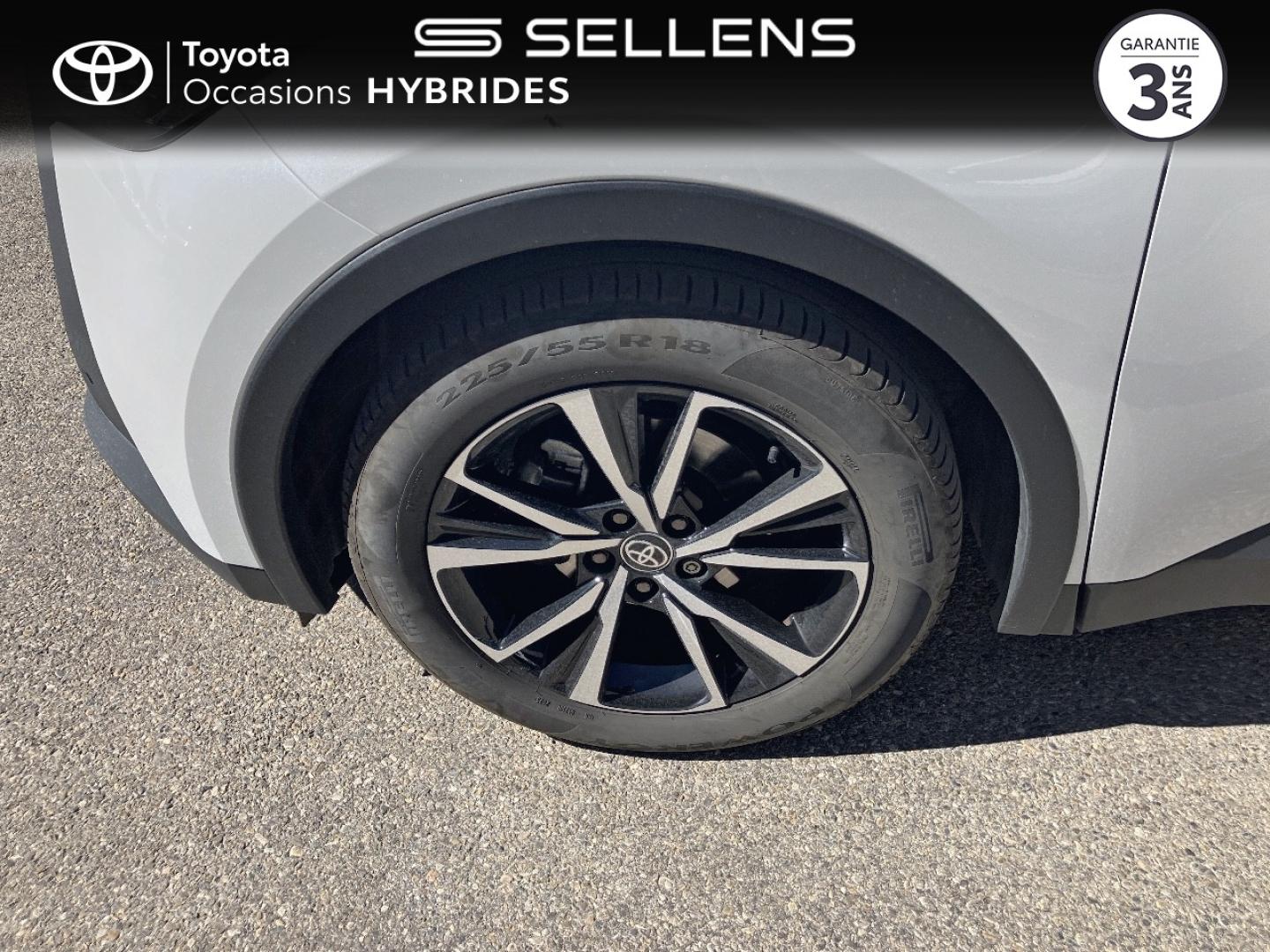 TOYOTA C-HR 2.0 Hybride 200ch Design Business NG23 - photo 16