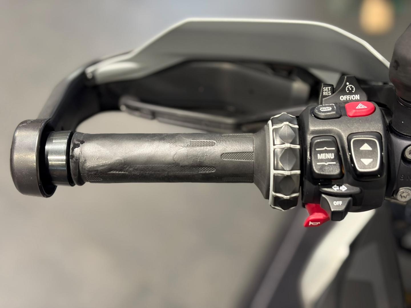 BMW R 1300 GS - photo 7