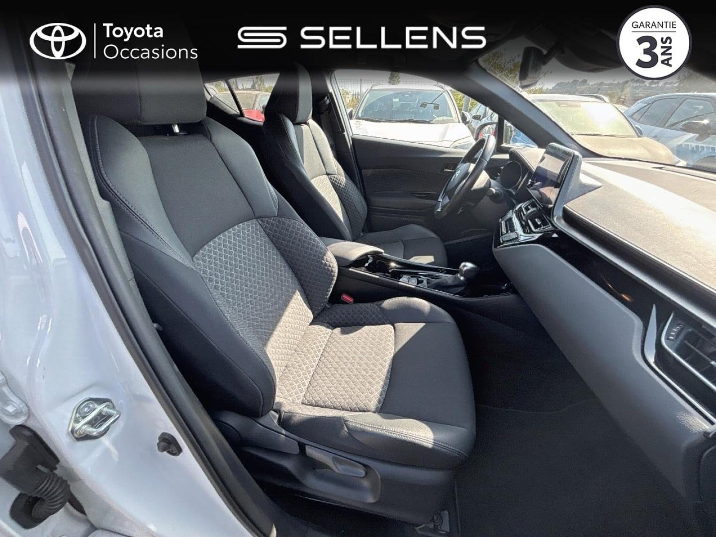 TOYOTA C-HR 2.0 Hybride 184ch Design Ultimate E-CVT - photo 6
