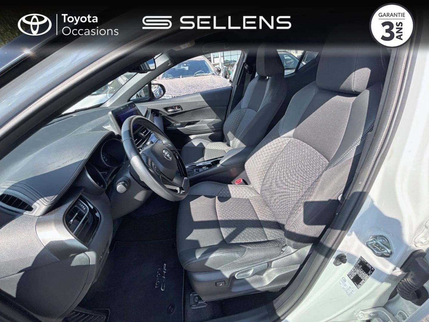 TOYOTA C-HR 2.0 Hybride 184ch Design Ultimate E-CVT - photo 11