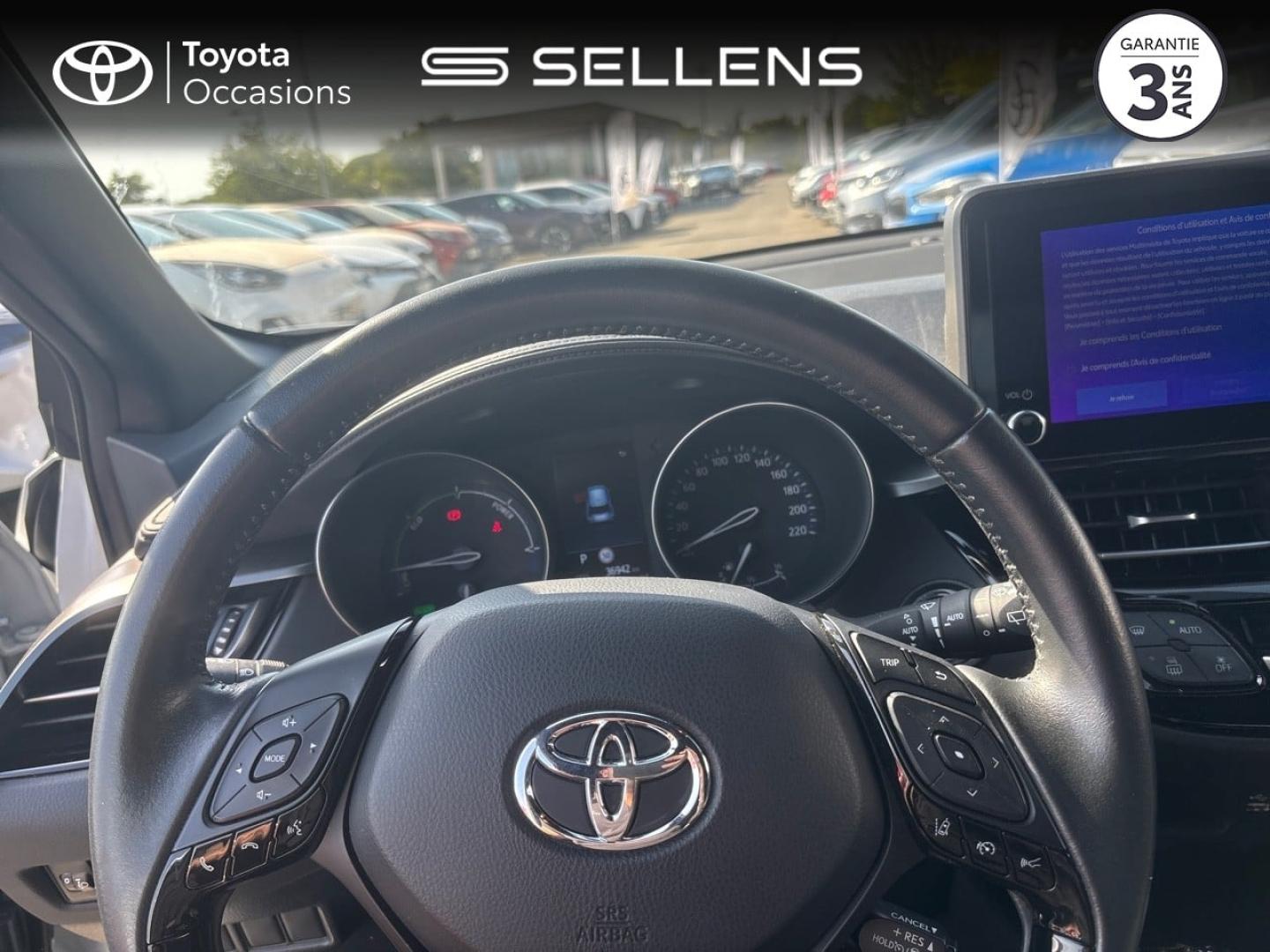 TOYOTA C-HR 2.0 Hybride 184ch Design Ultimate E-CVT - photo 13