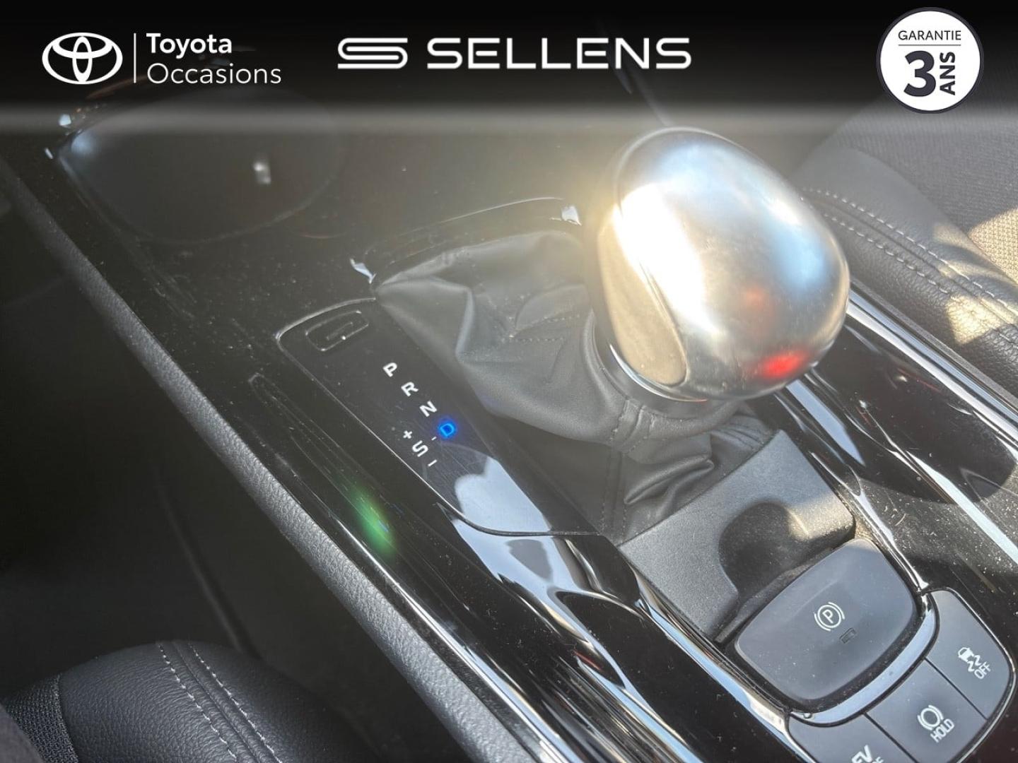 TOYOTA C-HR 2.0 Hybride 184ch Design Ultimate E-CVT - photo 18