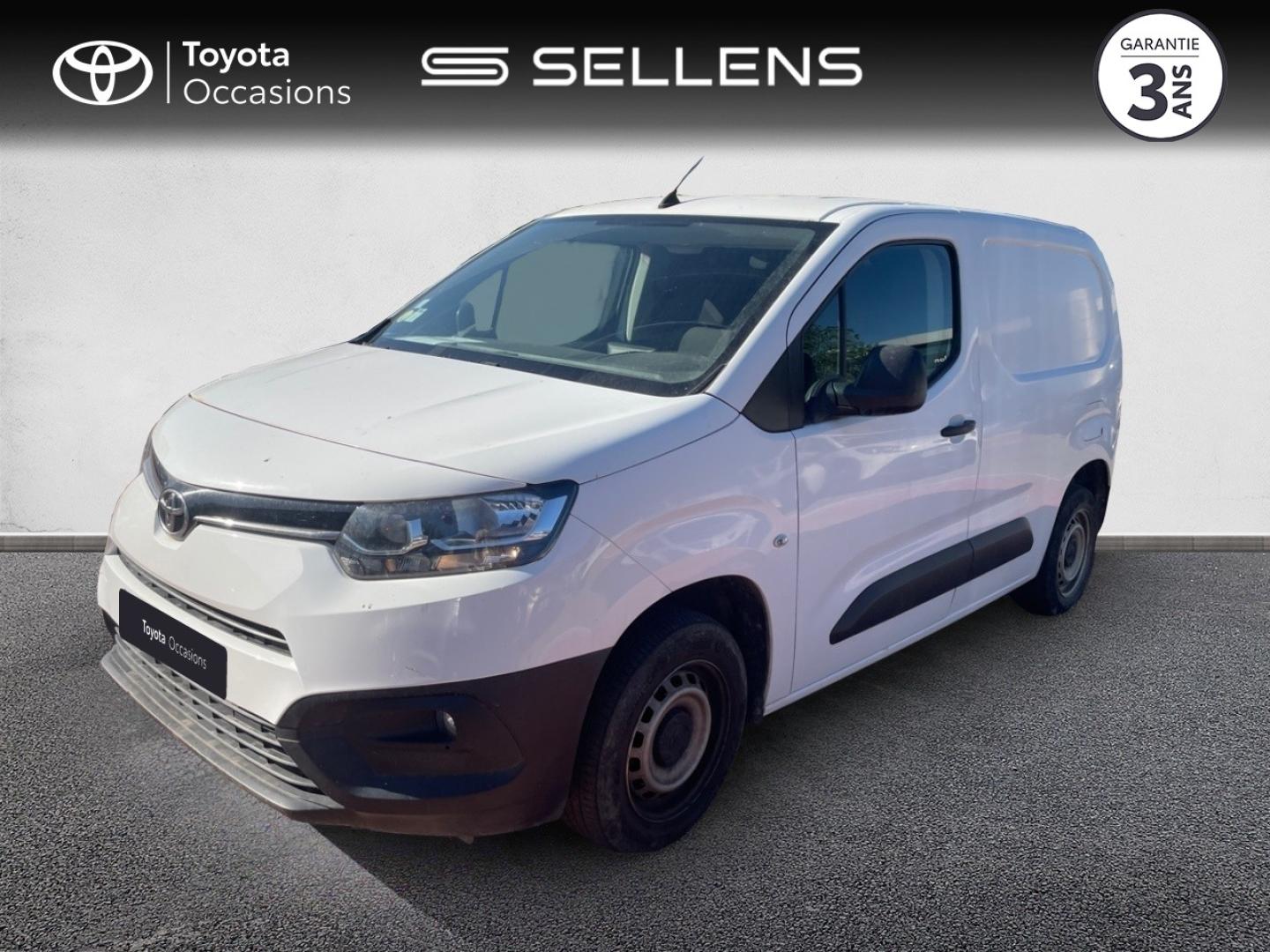 Photo TOYOTA PROACE CITY Medium 75 D-4D Dynamic