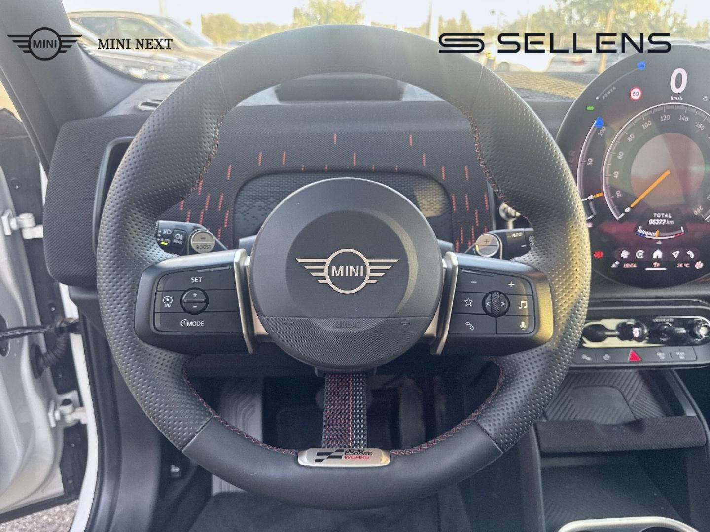 MINI Countryman S 218ch JCW ALL4 DKG7 - photo 8