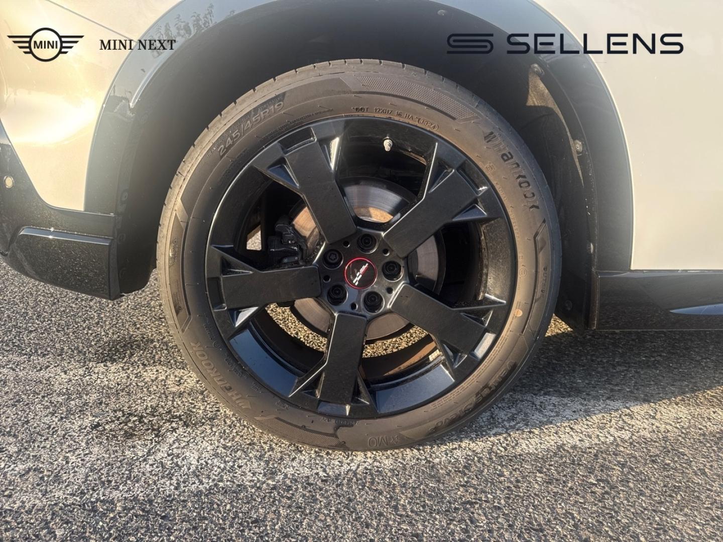 MINI Countryman S 218ch JCW ALL4 DKG7 - photo 10