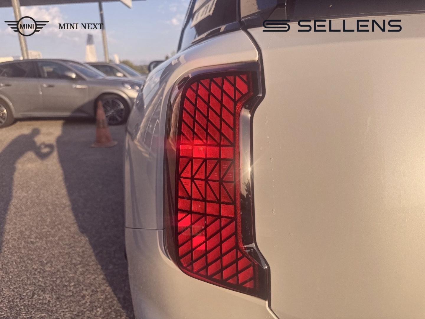 MINI Countryman S 218ch JCW ALL4 DKG7 - photo 12