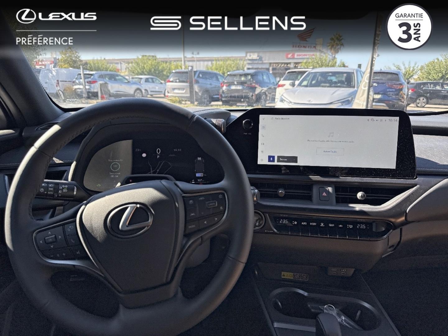 LEXUS UX 300h Luxe 2WD MC25 - photo 8