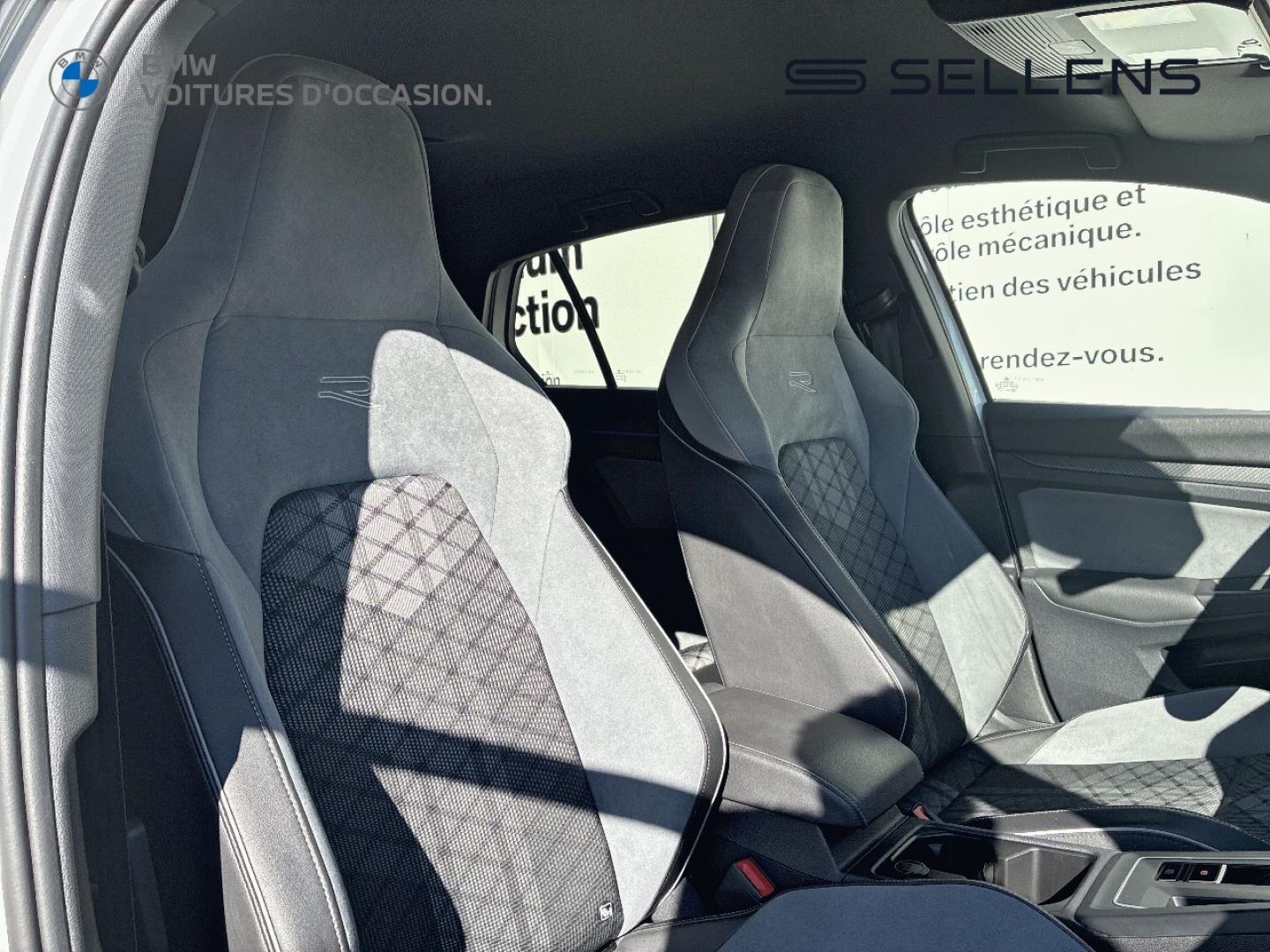 VOLKSWAGEN Golf 1.5 eTSI OPF 130ch R-Line DSG7 - photo 9
