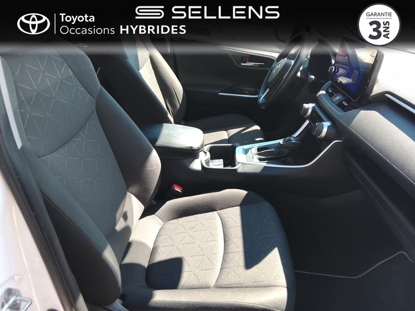 TOYOTA RAV4 2.5 Hybride 218ch Dynamic 2WD MY22 - photo 6