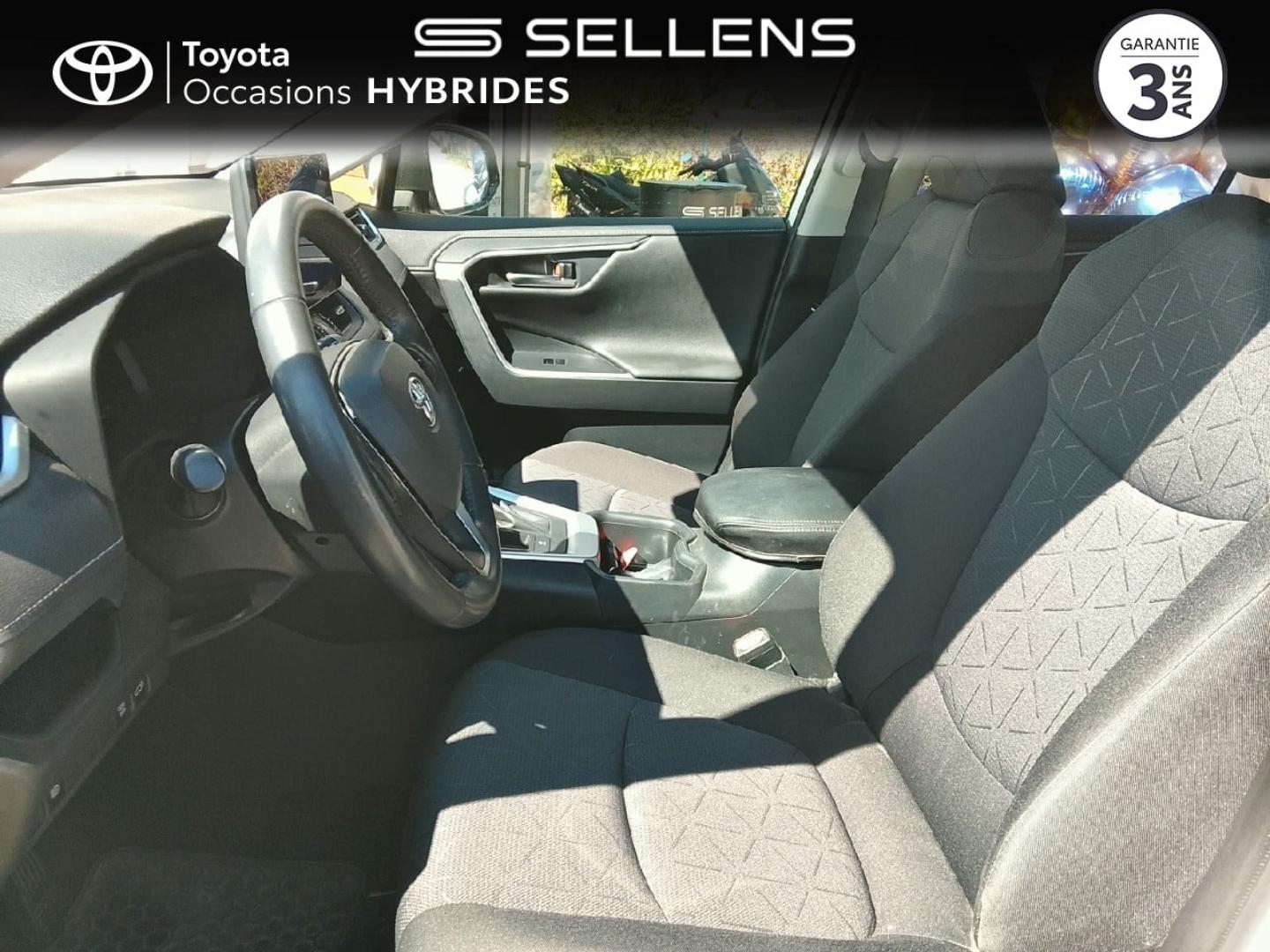 TOYOTA RAV4 2.5 Hybride 218ch Dynamic 2WD MY22 - photo 11