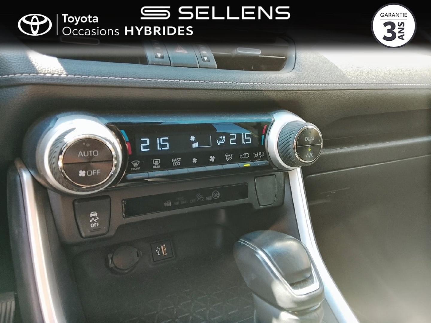 TOYOTA RAV4 2.5 Hybride 218ch Dynamic 2WD MY22 - photo 18