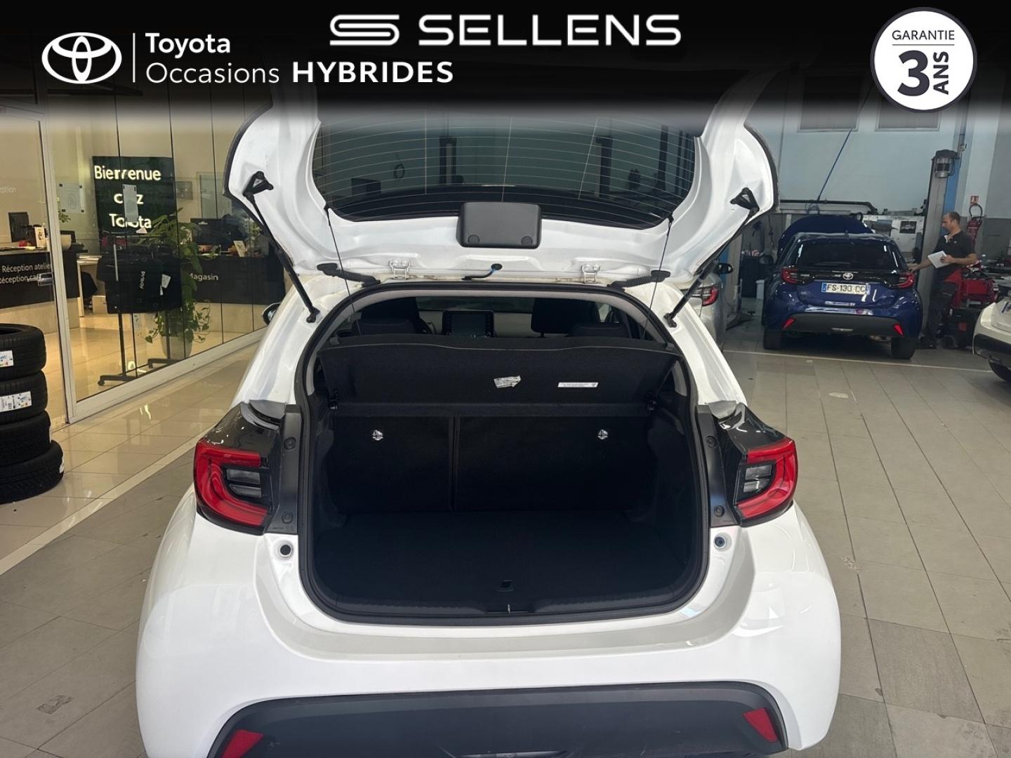 TOYOTA Yaris 116h Design 5p MY22 - photo 10