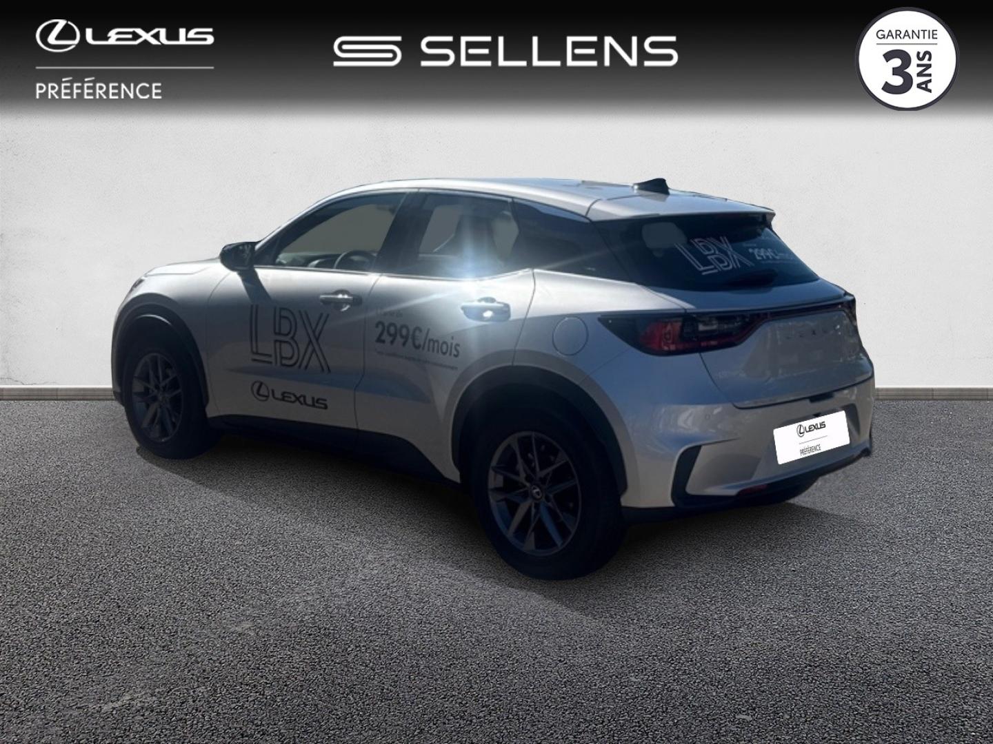 LEXUS LBX 1.5 136ch Business Plus 2WD - photo 2
