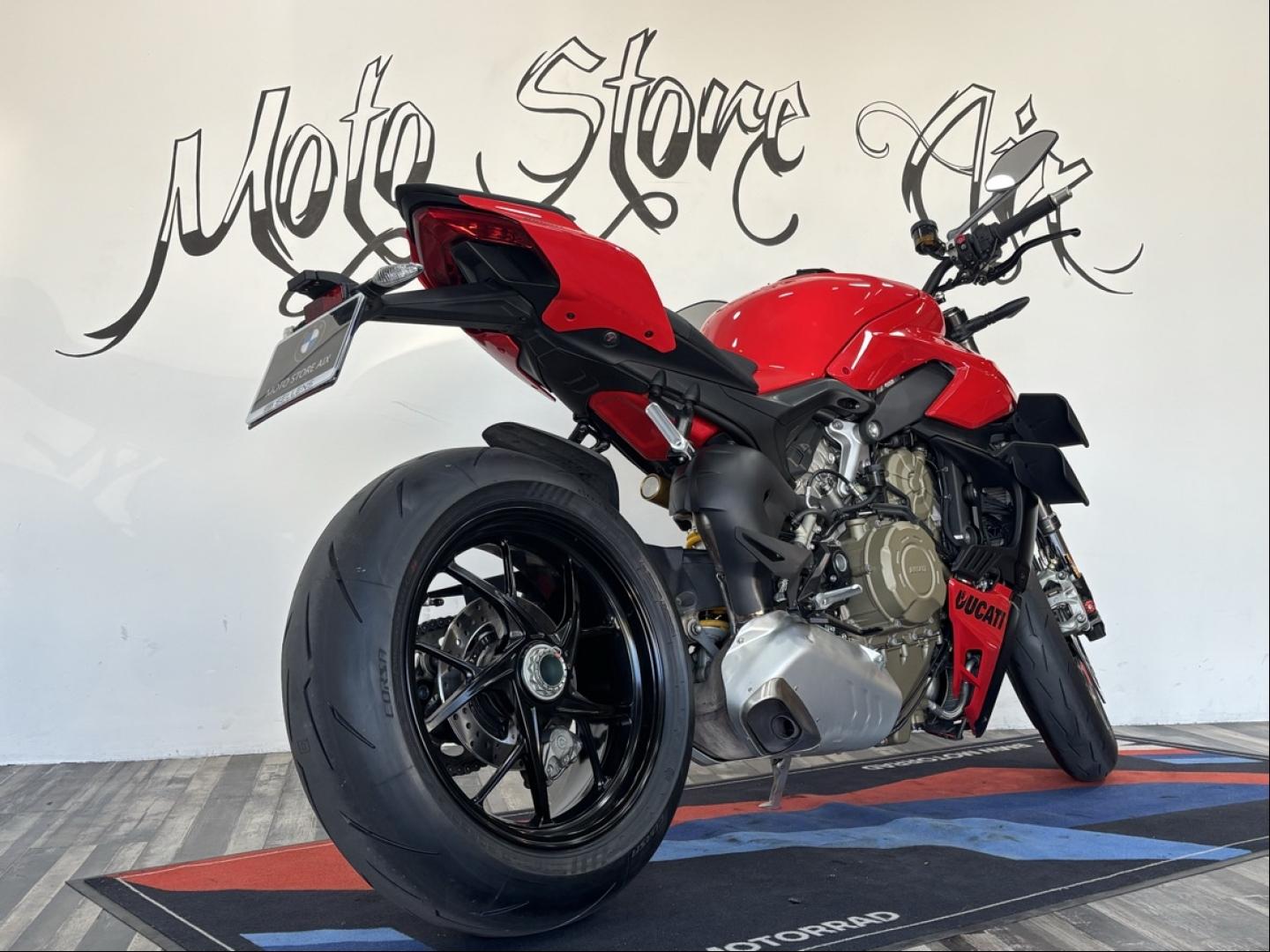 DUCATI Streetfighter 1103 Streetfighter V4 2024 - photo 6