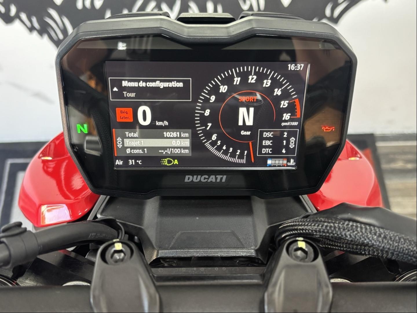 DUCATI Streetfighter 1103 Streetfighter V4 2024 - photo 8