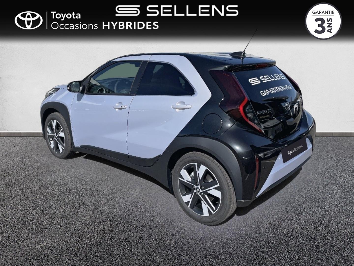TOYOTA Aygo X 116h Graphic - photo 2