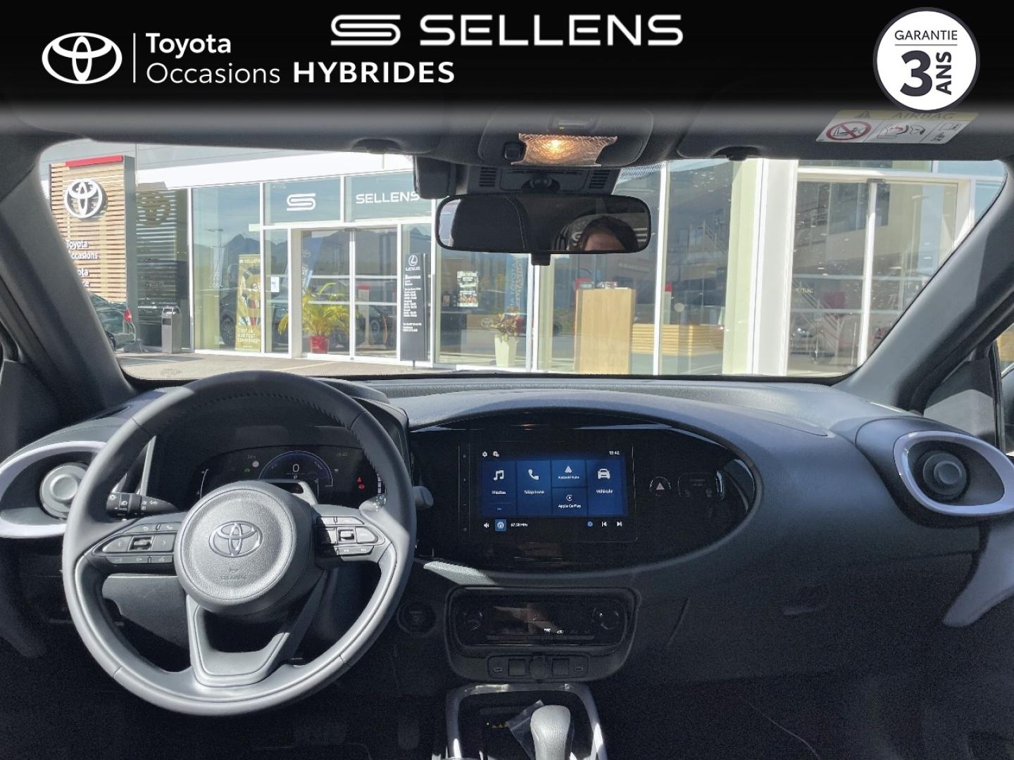 TOYOTA Aygo X 116h Graphic - photo 8