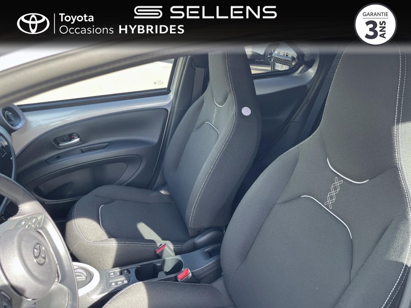 TOYOTA Aygo X 116h Graphic - photo 11