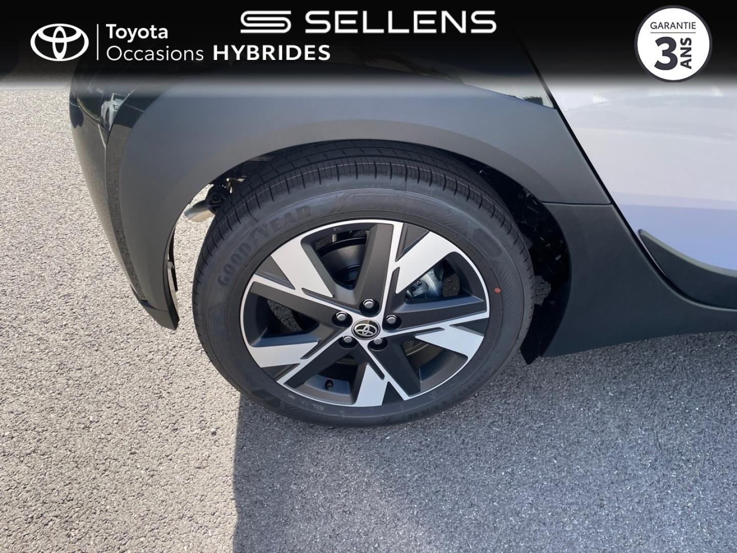 TOYOTA Aygo X 116h Graphic - photo 16