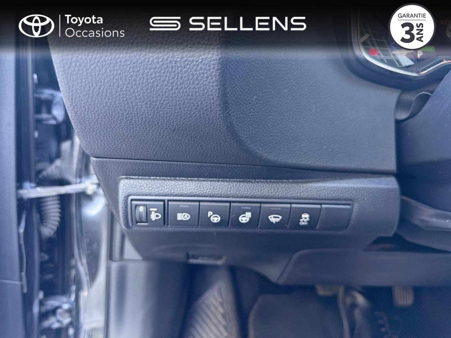TOYOTA Corolla 122h Design MY21 - photo 19