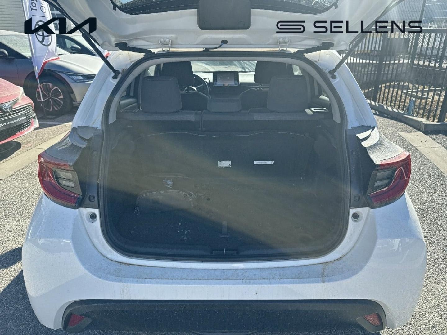 TOYOTA Yaris 116h Design 5p MY21 - photo 10