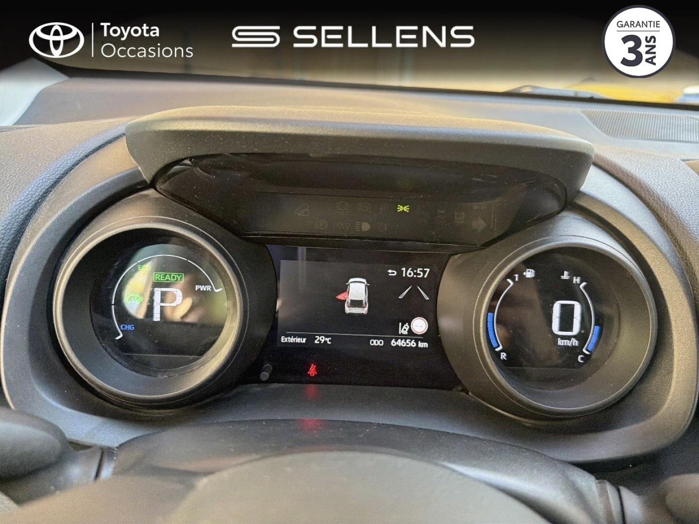 TOYOTA Yaris Cross 116h Dynamic MY22 - photo 14